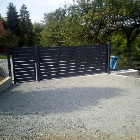 Dom Salamandra Z Panorama Gor * ライツァ