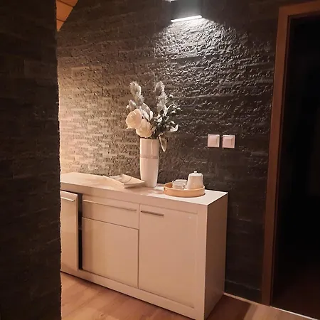 Dom Salamandra Z Panorama Gor * ライツァ