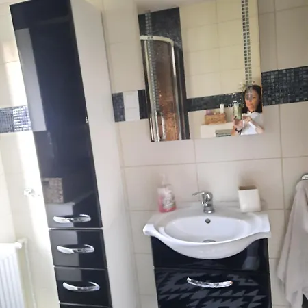 Dom Salamandra Z Panorama Gor