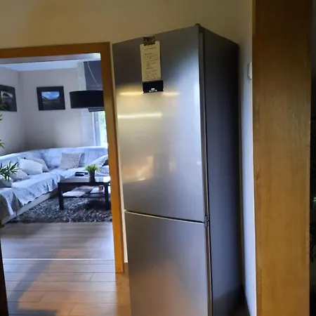 Dom Salamandra Z Panorama Gor アパート *