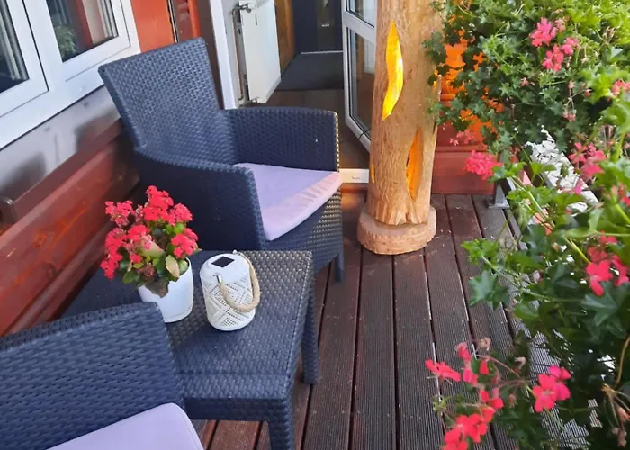 Dom Salamandra Z Panorama Gor Rajcza